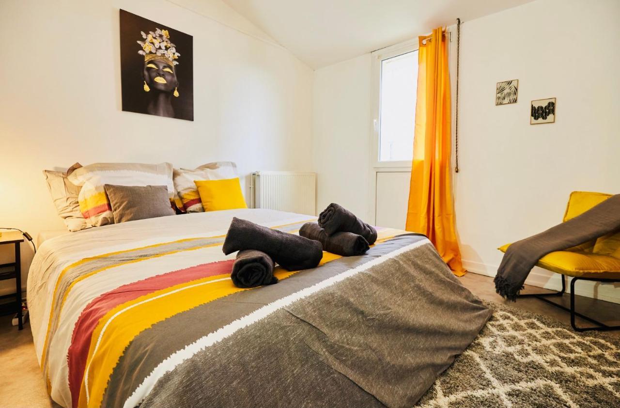 Mona Lisa : Superbe Loft Centre Ville - Parking Gratuit - Wifi Ultra Rapide-Appareil Massage-Netflix-Jeu Societe Troyes Ngoại thất bức ảnh